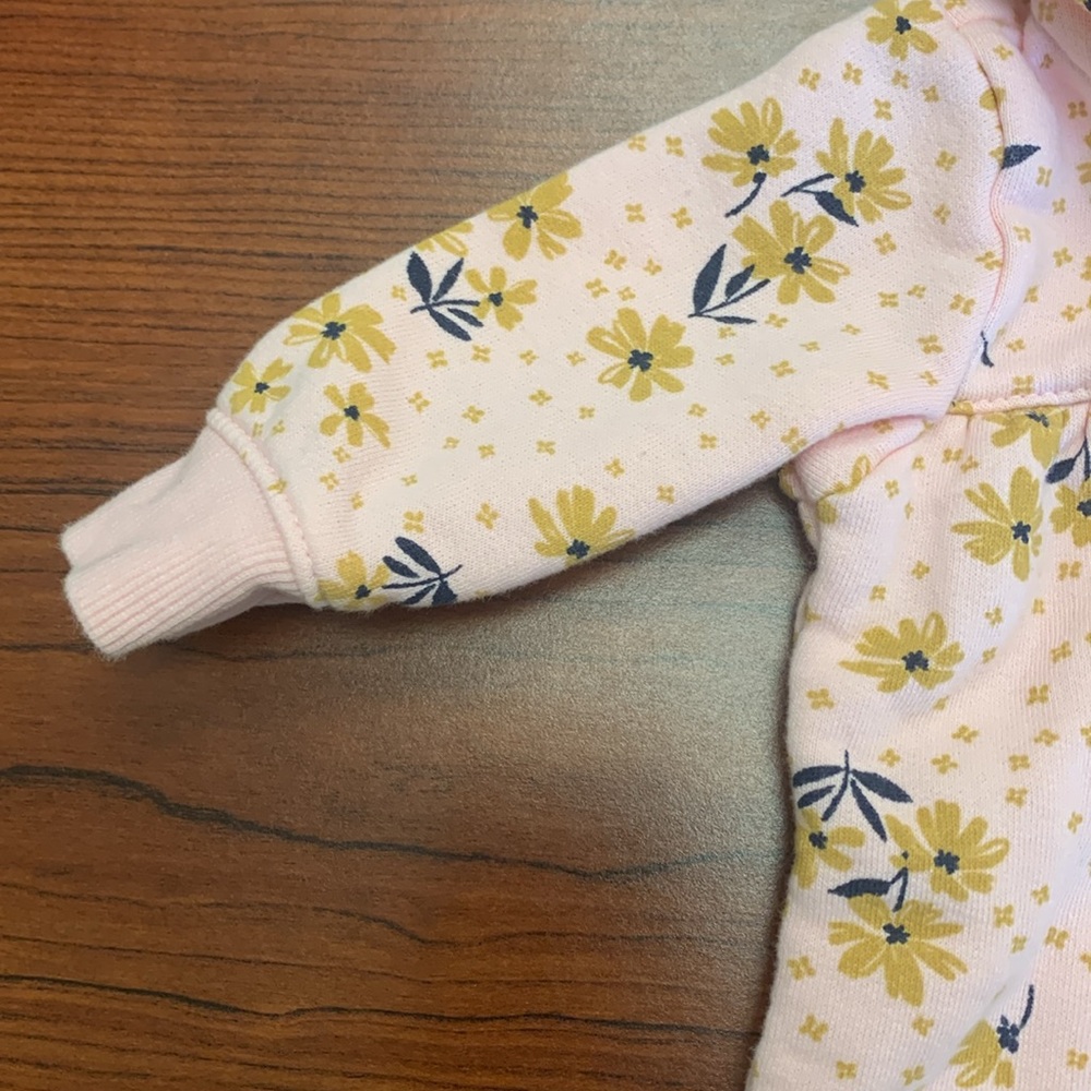 Carter’s hoodie coverall - Picture 5 of 8